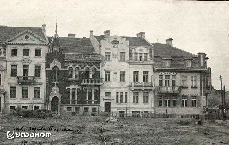 Один из домов колонии Монтвилла в 1912 году, все дома получили индивидуальное оформление фасадов.