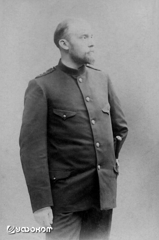 Фредрик Наукхофф на снимке фотоателье Германа Зандберга.
